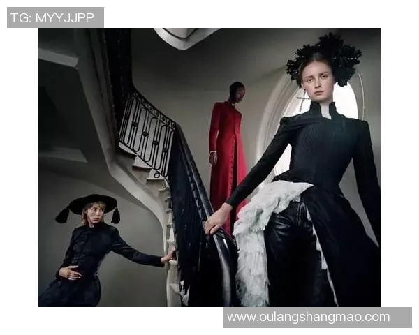 足球明星与国际超模的华丽碰撞：魅力与荣耀交织的时尚盛宴